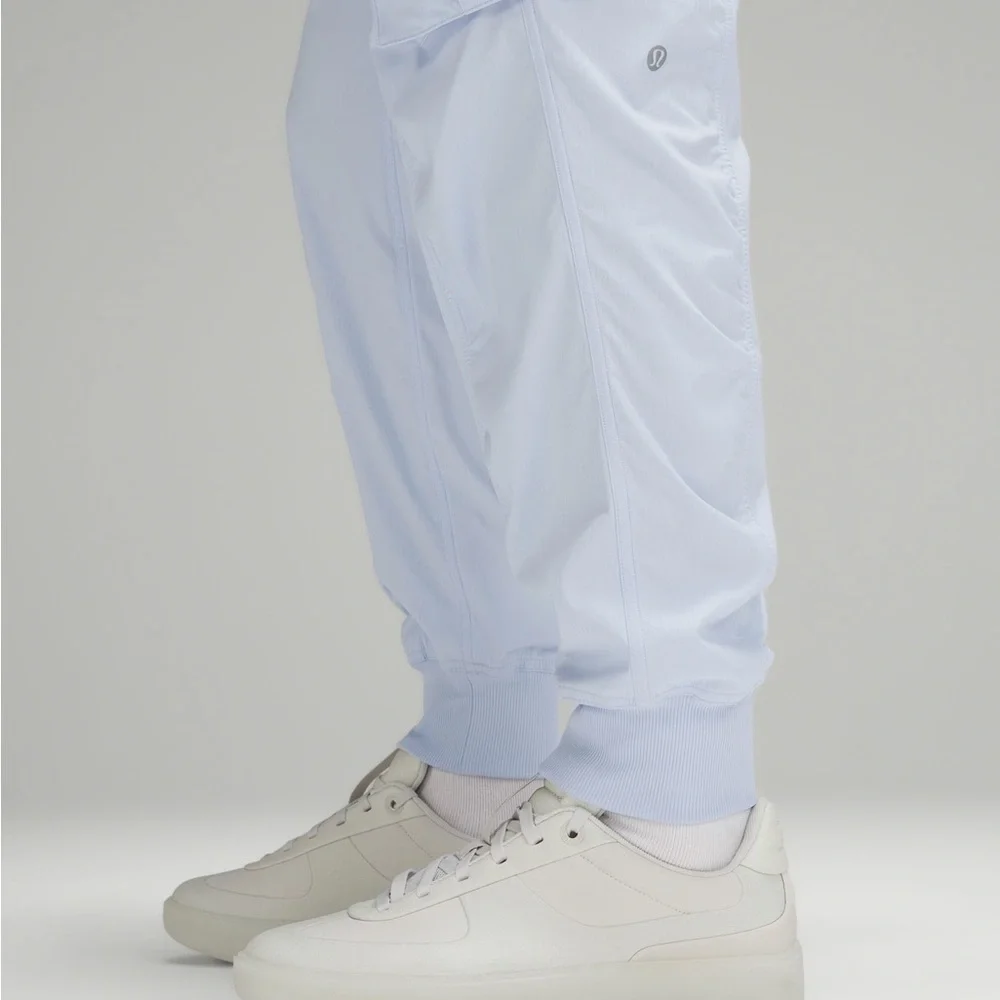 Lululemon Dance Studio Relaxed Fit Mid Rise Cargo Joggers Windmill Size 8 - Picture 6 of 11